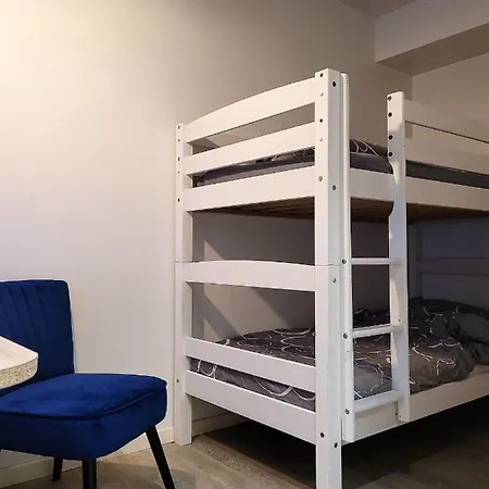 Διαμέρισμα L Etablissement La A 2 Pas Vous Propose, 3 Deux Chambres, 1 Piece Avec Climatiseur , Netflix, Lits Faits A Votre Arrivee, Serviettes De Toilette, Menage, Wifi, En Hyper Centre ,plage A 100m, Box A Velos *