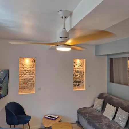 L Etablissement La A 2 Pas Vous Propose, 3 Deux Chambres, 1 Piece Avec Climatiseur , Netflix, Lits Faits A Votre Arrivee, Serviettes De Toilette, Menage, Wifi, En Hyper Centre ,plage A 100m, Box A Velos * Διέππη