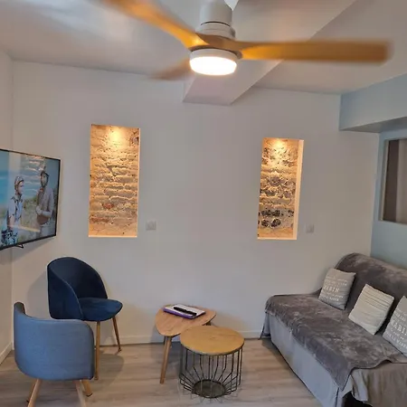 L Etablissement La A 2 Pas Vous Propose, 3 Deux Chambres, 1 Piece Avec Climatiseur , Netflix, Lits Faits A Votre Arrivee, Serviettes De Toilette, Menage, Wifi, En Hyper Centre ,plage A 100m, Box A Velos Lägenhet Dieppe