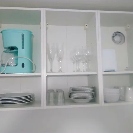 L Etablissement La A 2 Pas Vous Propose, 3 Deux Chambres, 1 Piece Avec Climatiseur , Netflix, Lits Faits A Votre Arrivee, Serviettes De Toilette, Menage, Wifi, En Hyper Centre ,plage A 100m, Box A Velos Διαμέρισμα