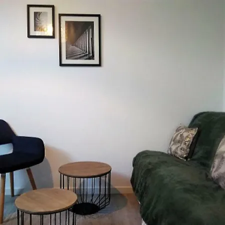 L Etablissement La A 2 Pas Vous Propose, 3 Deux Chambres, 1 Piece Avec Climatiseur , Netflix, Lits Faits A Votre Arrivee, Serviettes De Toilette, Menage, Wifi, En Hyper Centre ,plage A 100m, Box A Velos Διαμέρισμα Διέππη