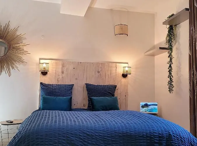 Appartement L'établissement La A 2 Pas , Vous Propose 4 Neufs Avec Services , Lits Faits à Votre Arrivée , Serviettes De Toilette , Ménage , Wifi , En Hyper Centre , Vue à 50m , Est Accessible à Pied Dieppe